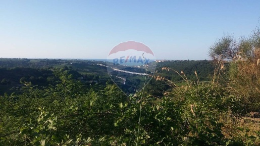 Foto Rustico a Treglio di 75 m² con 3 locali in vendita