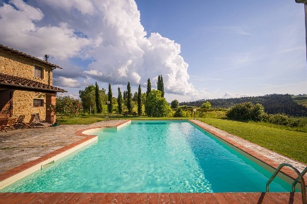 Foto Rustico a Volterra di 370 m² con 8 locali in vendita