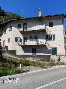 Foto Rustico in camillo benso di cavour, Bedollo di 450 m² con 12 locali