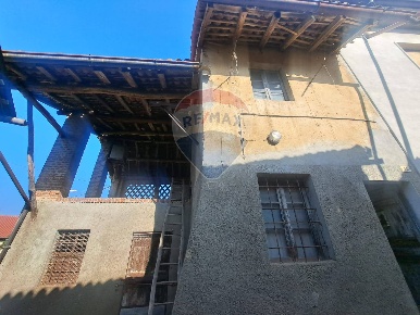 Foto Rustico in via giuseppe garibaldi, Corteolona e Genzone Corteolona