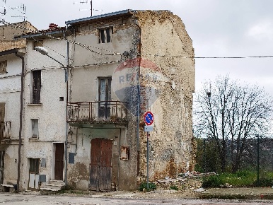 Foto Rustico in via Assunta, Castel Frentano Centro di 57 m² con 3 locali