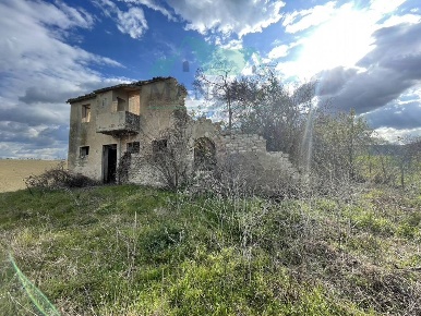 Foto Rustico in CASTELLETTA, Cingoli di 388 m² con 6 locali in vendita