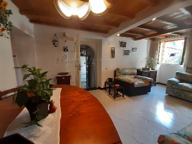 Foto Rustico in Villa san pietro, Borgomaro Ville San Pietro di 100 m²