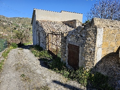 Foto Rustico in CONTRADA TORRE, Enna di 26 m² con 2 locali in vendita