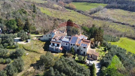 Foto Rustico in VIA DEL GUFO, Montespertoli di 70 m² con 3 locali
