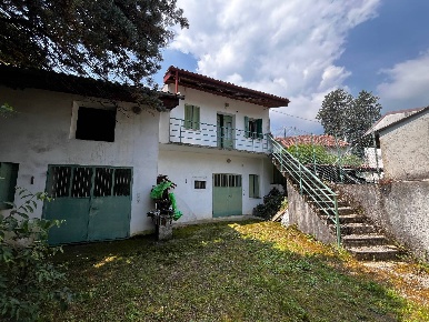Foto Rustico in via Trieste, Aviano Aviano Castello di 80 m² con 3 locali