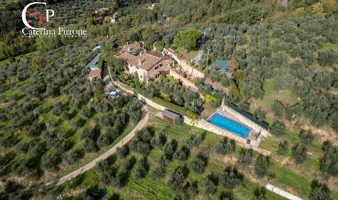 Foto Rustico in via di Montisoni, Bagno a Ripoli Osteria Nuova di 530 m²