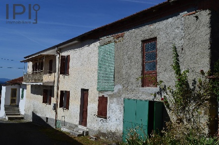 Foto Rustico in località scaiole, Spigno Monferrato di 220 m² con 7 locali