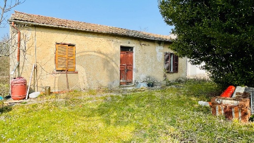 Foto Rustico in Loc. campanile, Arce Centro di 120 m² con 6 locali