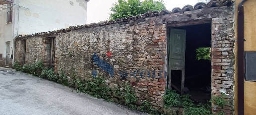 Foto Rustico in Discesa San Giuseppe, Teramo Centro di 35 m² con 1 locali