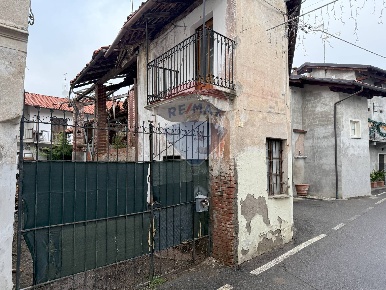 Foto Rustico in Via Santa Maria, Sizzano di 50 m² con 2 locali in vendita