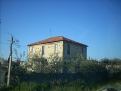 Foto Rustico in Via Laureati, San Benedetto del Tronto Porto d'Ascoli