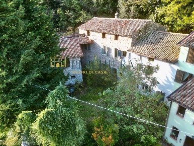 Foto Rustico in Località ca di sopra, Rivoli Veronese di 340 m² in vendita
