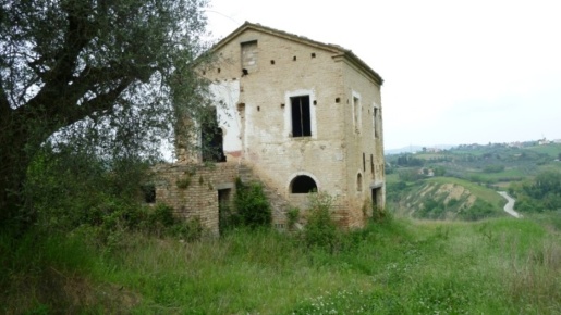 Foto Rustico in Contrada Comunanza - Loc. PRETAROLO, Monsampolo del Tronto