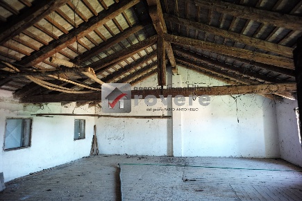 Foto Rustico a Villorba Lancenigo Villorba di 350 m² con 10 locali