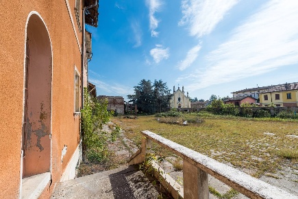 Foto Rustico a Cremona Picenengo di 15000 m² con 99 locali in vendita