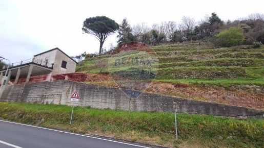 Foto Rustico in VIA MARIO GINOCCHIO, Mezzanego Borgonovo di 134 m²