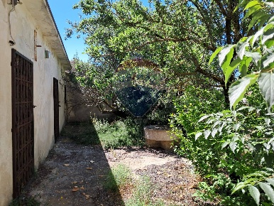 Foto Rustico in contrada Tramostera, Chiaramonte Gulfi di 186 m² in vendita