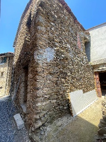 Foto Rustico in frazione paravenna, Garlenda di 70 m² con 3 locali