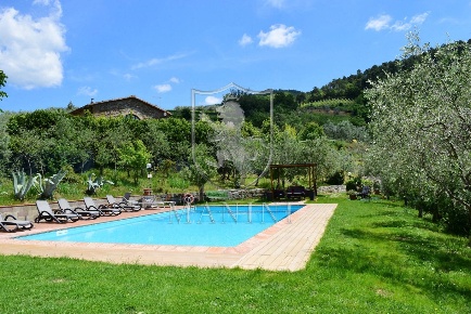Foto Rustico in via petriolo, Greve in Chianti di 580 m² con 10 locali