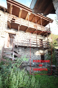 Foto Rustico in Rione Piazza Superiore, Oggebbio di 25 m² con 2 locali