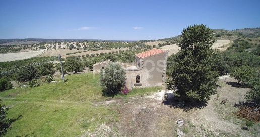 Foto Rustico in c.da Renna, Noto di 169 m² con 4 locali in vendita