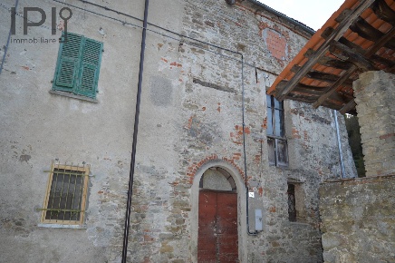 Foto Rustico in loc lorenzin, Saliceto di 200 m² con 8 locali in vendita