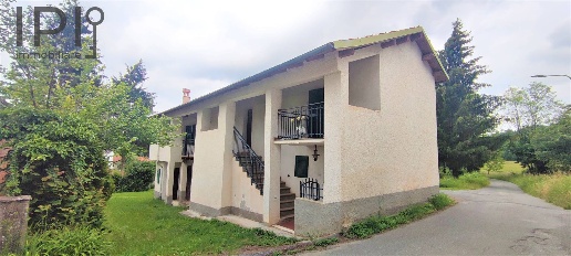 Foto Rustico in Loc Cavanna, Giusvalla Cavanna Taranco di 100 m² in vendita