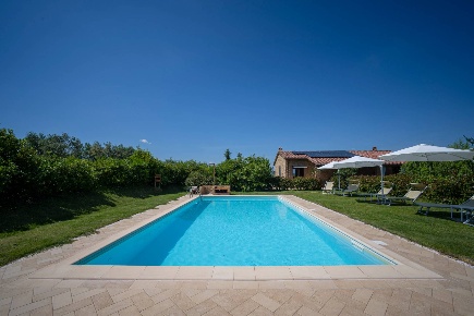 Foto Rustico a Volterra di 291 m² con 11 locali in vendita