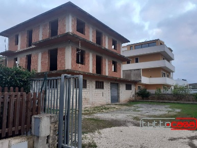 Foto Rustico in CONTRADA ZAGARONE, Scicli Centro con 8 locali in vendita