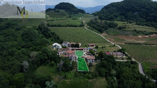 Foto Rustico a Vestenanova Centro di 293 m² con 10 locali in vendita