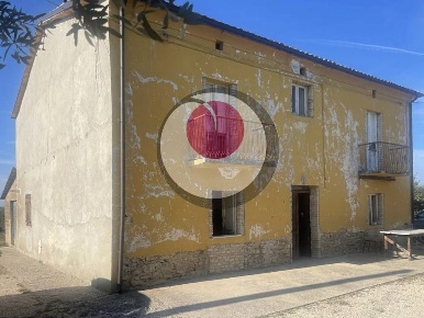 Foto Rustico in località fonte grande, Arielli di 261 m² con 8 locali
