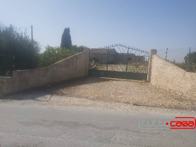 Foto Rustico in CONTRADA ZAGARONE, Scicli Centro con 8 locali in vendita