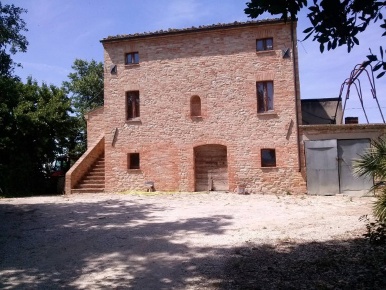 Foto Rustico in via giosuè del duca, Montedinove Centro di 228 m²