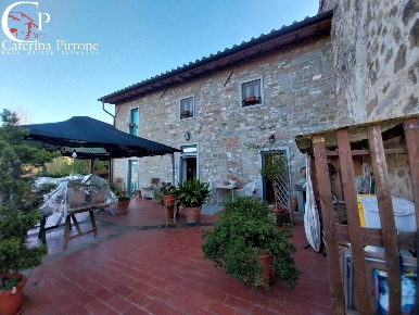 Foto Rustico in via Ponte a Vicchio, Vicchio di 205 m² con 5 locali