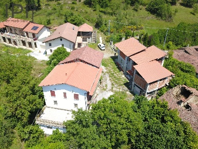 Foto Rustico in via vivello sottano, Spigno Monferrato di 550 m² in vendita
