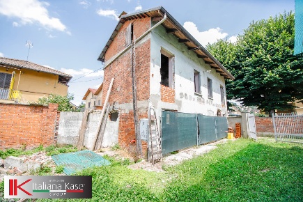 Foto Rustico in Via Roma, San Mauro Torinese Centro di 125 m² con 4 locali