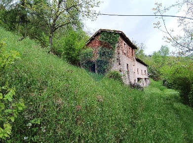 Foto Rustico in Borgata Azzini, Murialdo di 117 m² con 4 locali in vendita