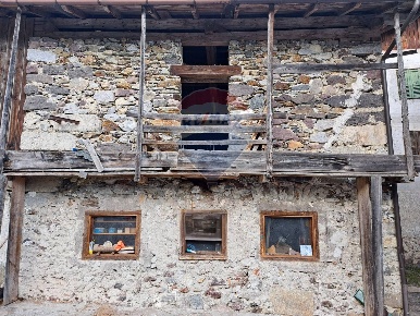 Foto Rustico in Loc. Caoria, Canal San Bovo Caoria di 100 m² con 2 locali