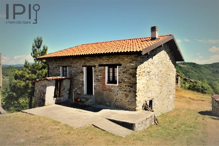 Foto Rustico a Dego di 120 m² con 12 locali in vendita