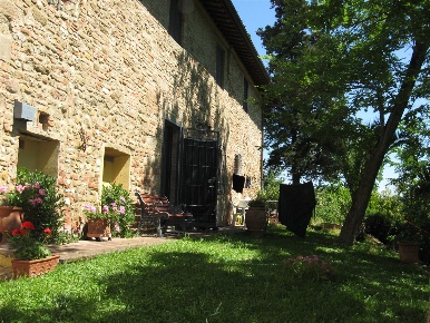 Foto Rustico a Montespertoli di 150 m² con 5 locali in vendita