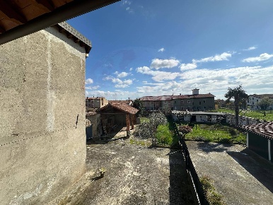 Foto Rustico in VIA TITO SPERI, Rovato Centro di 600 m² con 10 locali