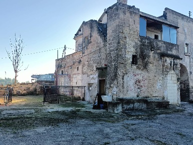 Foto Rustico in via cesare battisti, Taranto Solito - Corvisea di 440 m²