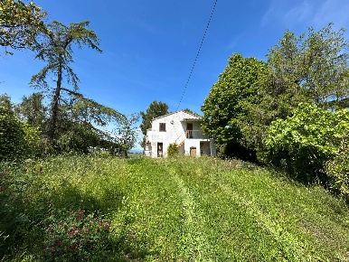 Foto Rustico in Strada Provinciale, Ripatransone di 69 m² con 4 locali