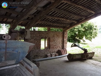 Foto Rustico a Asolo Centro di 255 m² con 5 locali in vendita