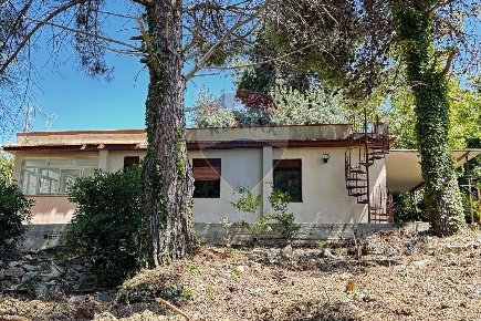 Foto Rustico in Via Esterna Sant'Elia, Monreale Caculla di 148 m²