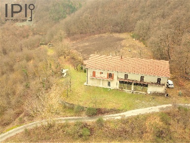 Foto Rustico in località Rocca bianca, Cartosio di 1000 m² con 20 locali