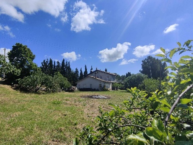 Foto Rustico in Contrada Casarica, Acquaviva Picena di 280 m² con 7 locali