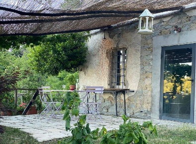 Foto Rustico in via Fratelli Benassi, Vergato Cereglio di 300 m² in vendita