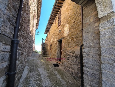Foto Rustico in VOCABOLO CIVITELLA DEI CONTI, San Venanzo di 260 m²